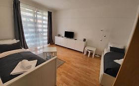 Hi Downtown Apartment A513